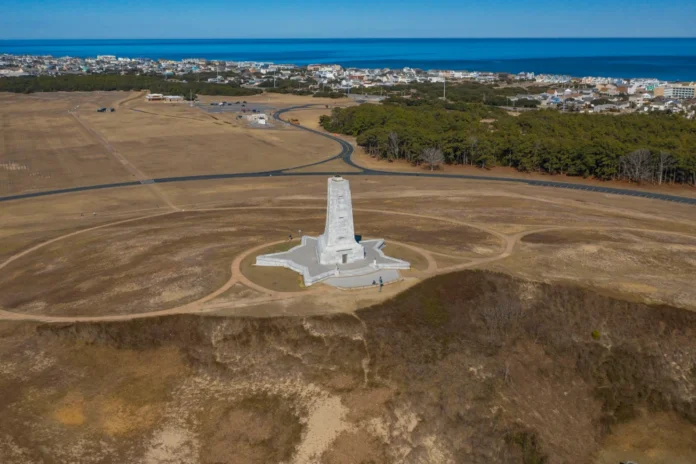 5 Dead After Plane Crashes Near Wright Brothers Memorial in North Carolina